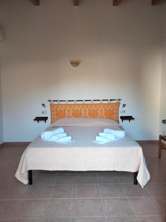 Agriturismo I Doni Del Mandorlo Alghero Bagian luar foto